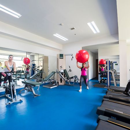 Hotel Dann Carlton Belfort Medellín Zewnętrze zdjęcie The gym at the University of Roehampton
