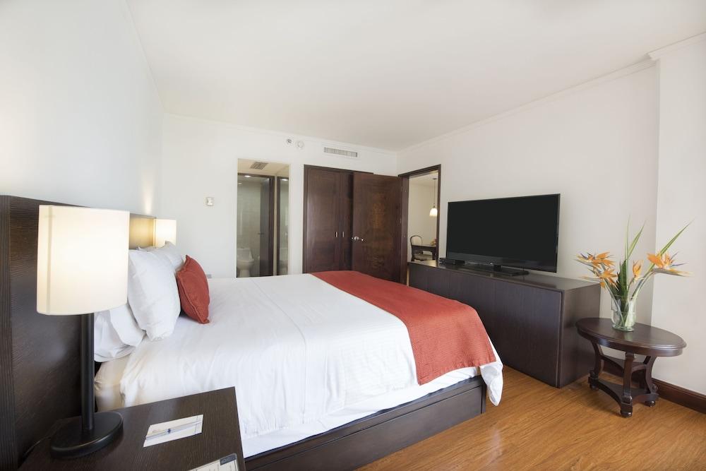 Hotel Dann Carlton Belfort Medellín Zewnętrze zdjęcie A bedroom at the hotel