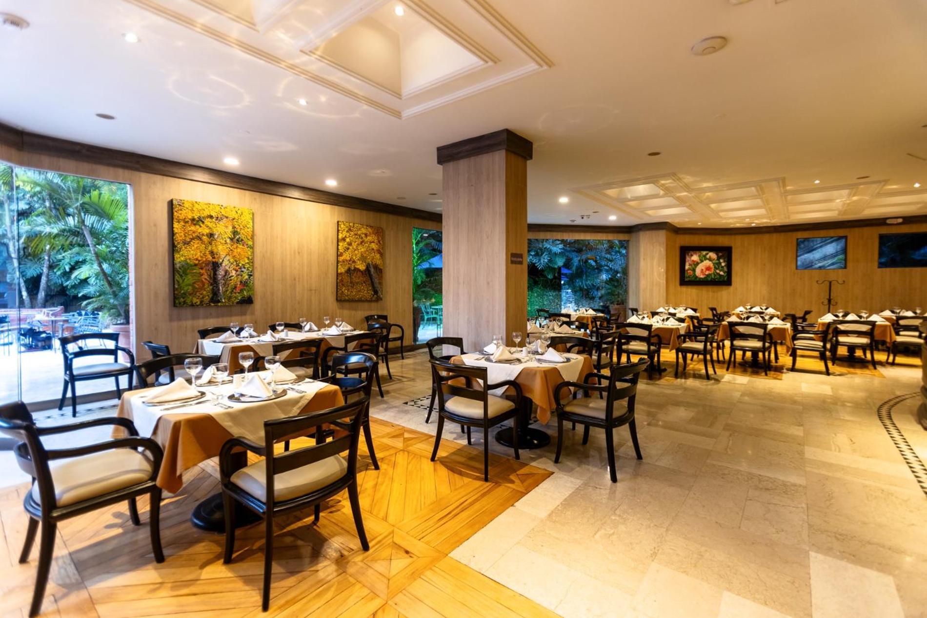 Hotel Dann Carlton Belfort Medellín Zewnętrze zdjęcie The restaurant